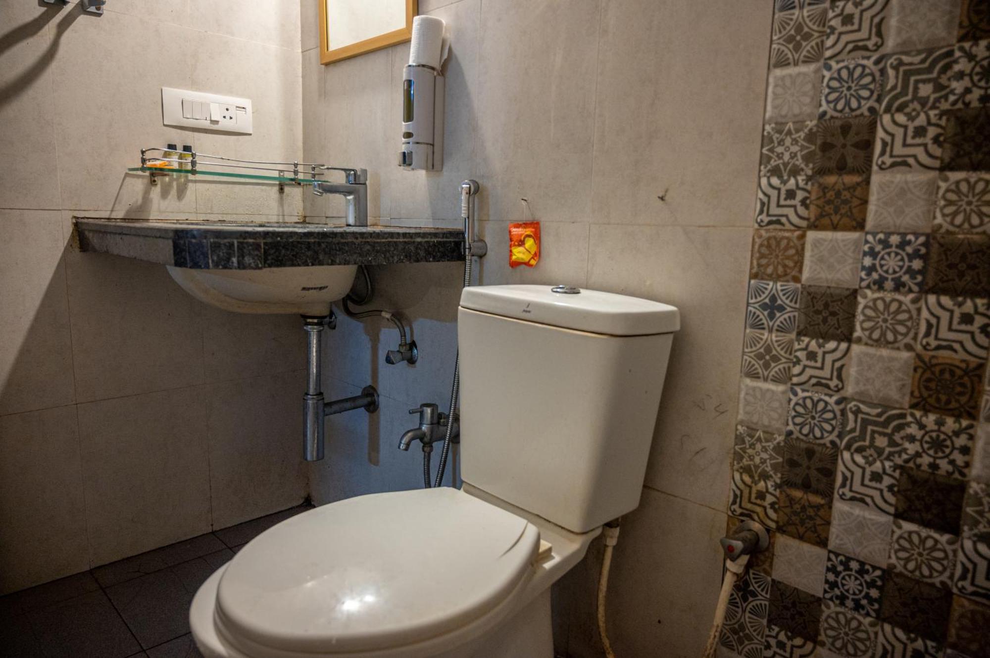 Ronnie'S Studio Apartment آربورا المظهر الخارجي الصورة